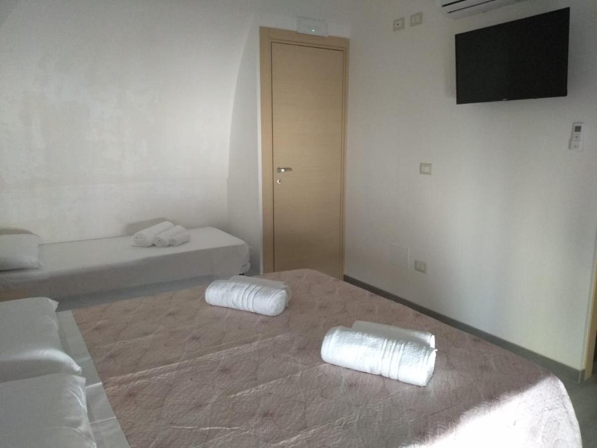 B&B L'Antica Dimora ...E Dei Mestieri Otranto Luaran gambar