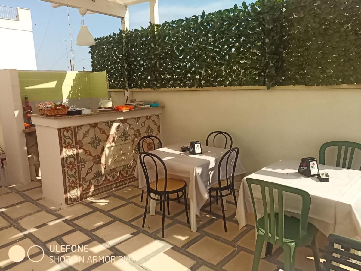 B&B L'Antica Dimora ...E Dei Mestieri Otranto Luaran gambar